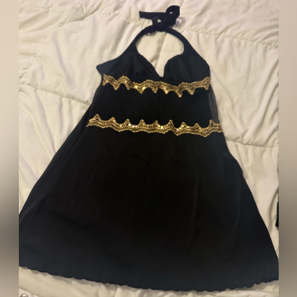 Nwot Black nightgown size medium (A97)